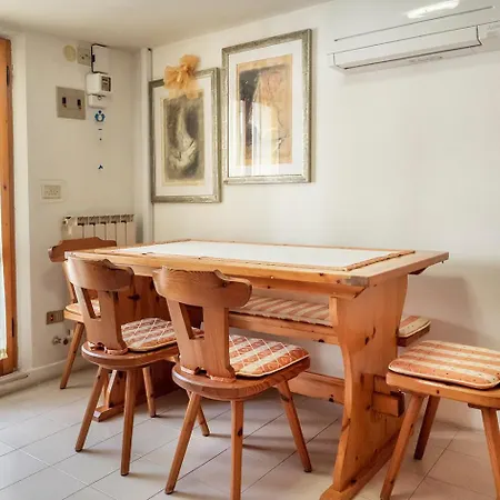 Se034 - Senigallia, Graziosa Mansarda Con Vista Mare